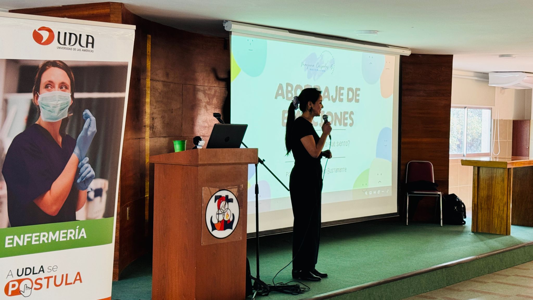 Charla sobre abordaje de las emociones